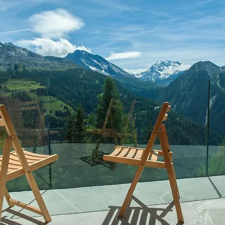 Apartament Avista *